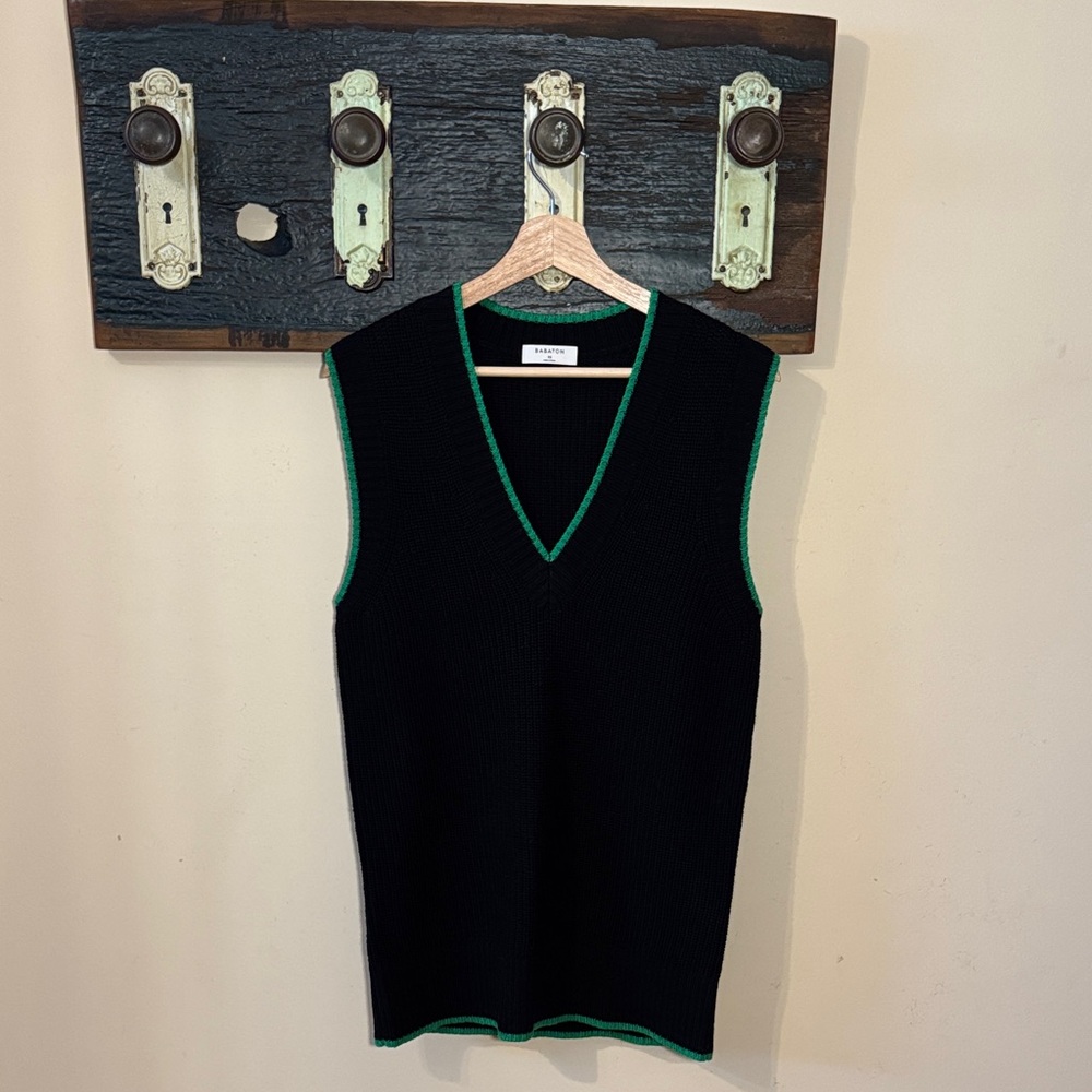 Babaton Sherman Black Knit V-Neck Sleeveless Relaxed Fit Sweater with Green Trim - Picture 2 of 16